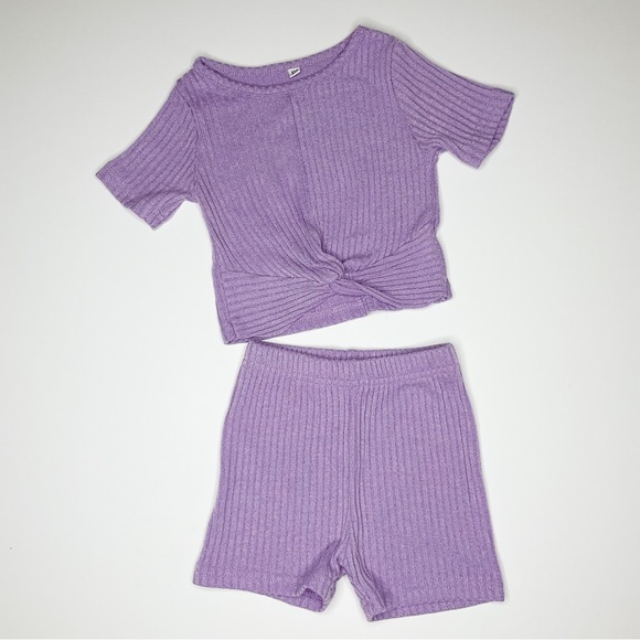 Toddler Girls Matching Set Size 3T (100) - Picture 2 of 6